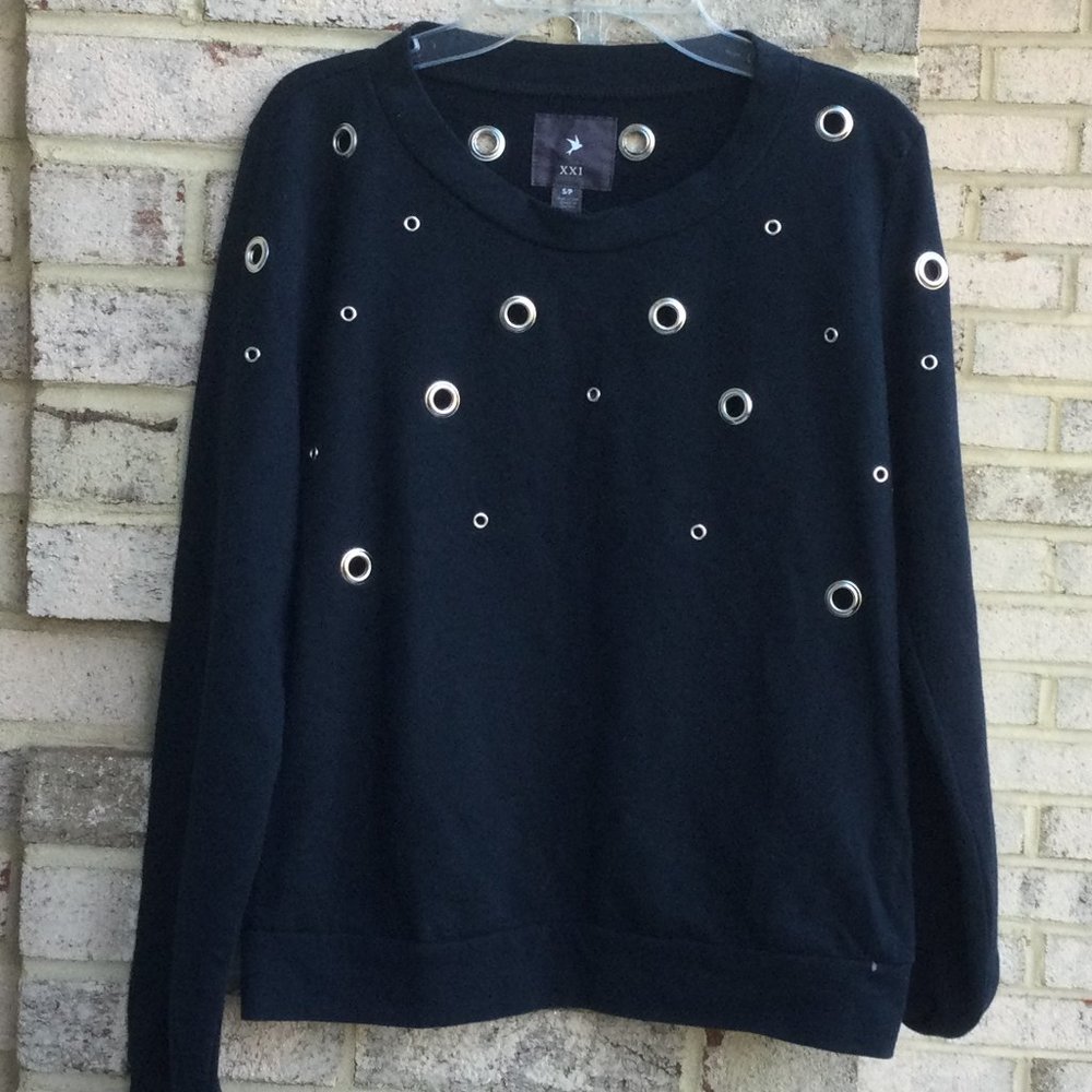 Forever 21 Metal Ring on Black Top